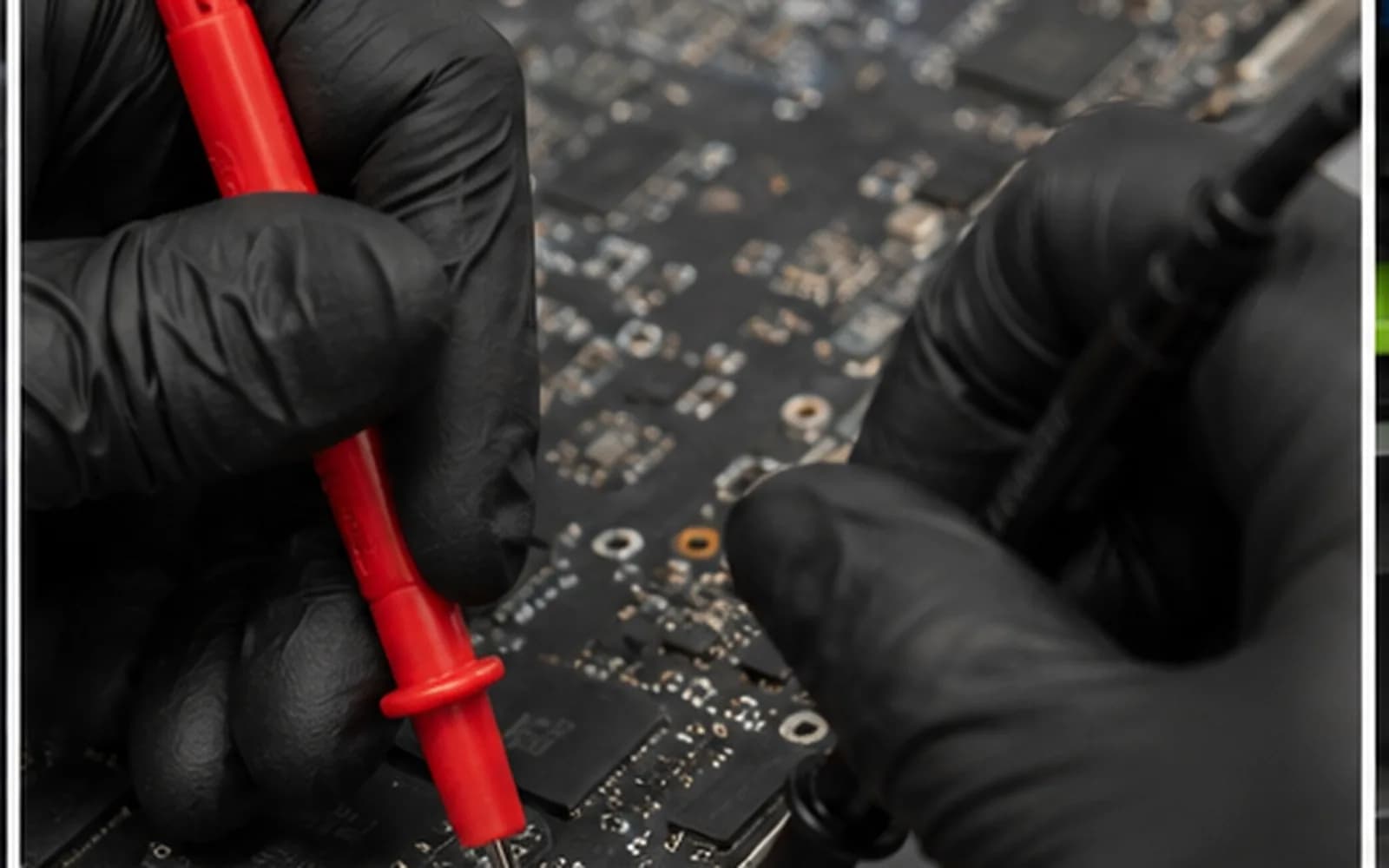 Laptop Charging Port Repair Tampa computer diagnostic and repair process at Trueonefix in Tampa