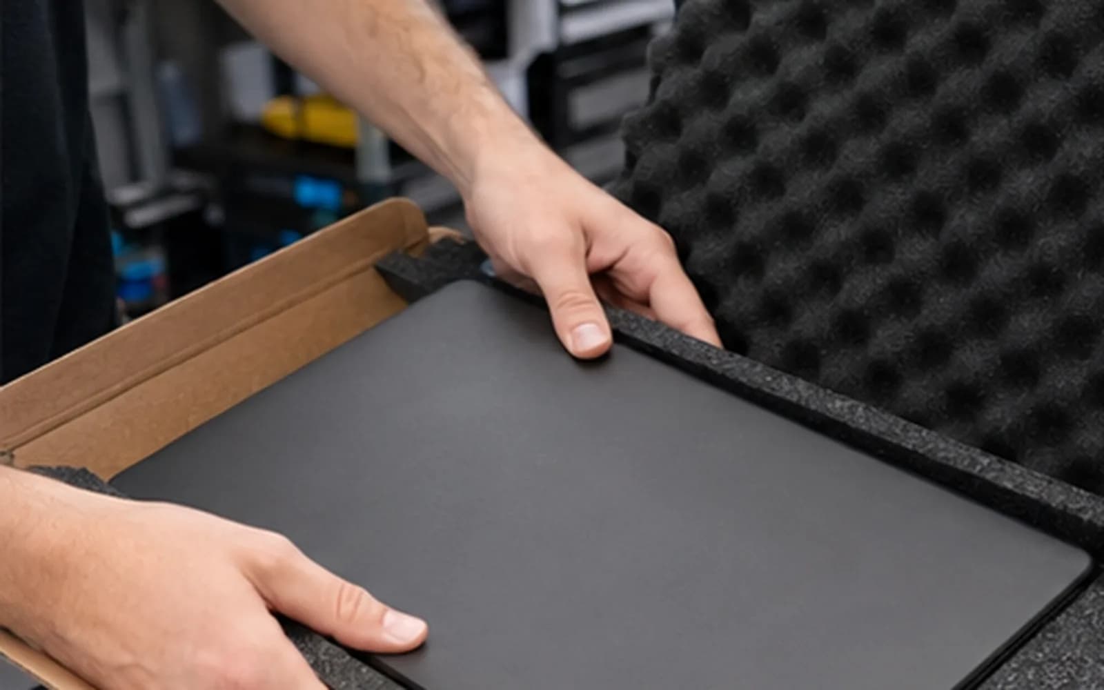 Computer Repair by Courier professional computer repair service at TrueOneFix in Tampa